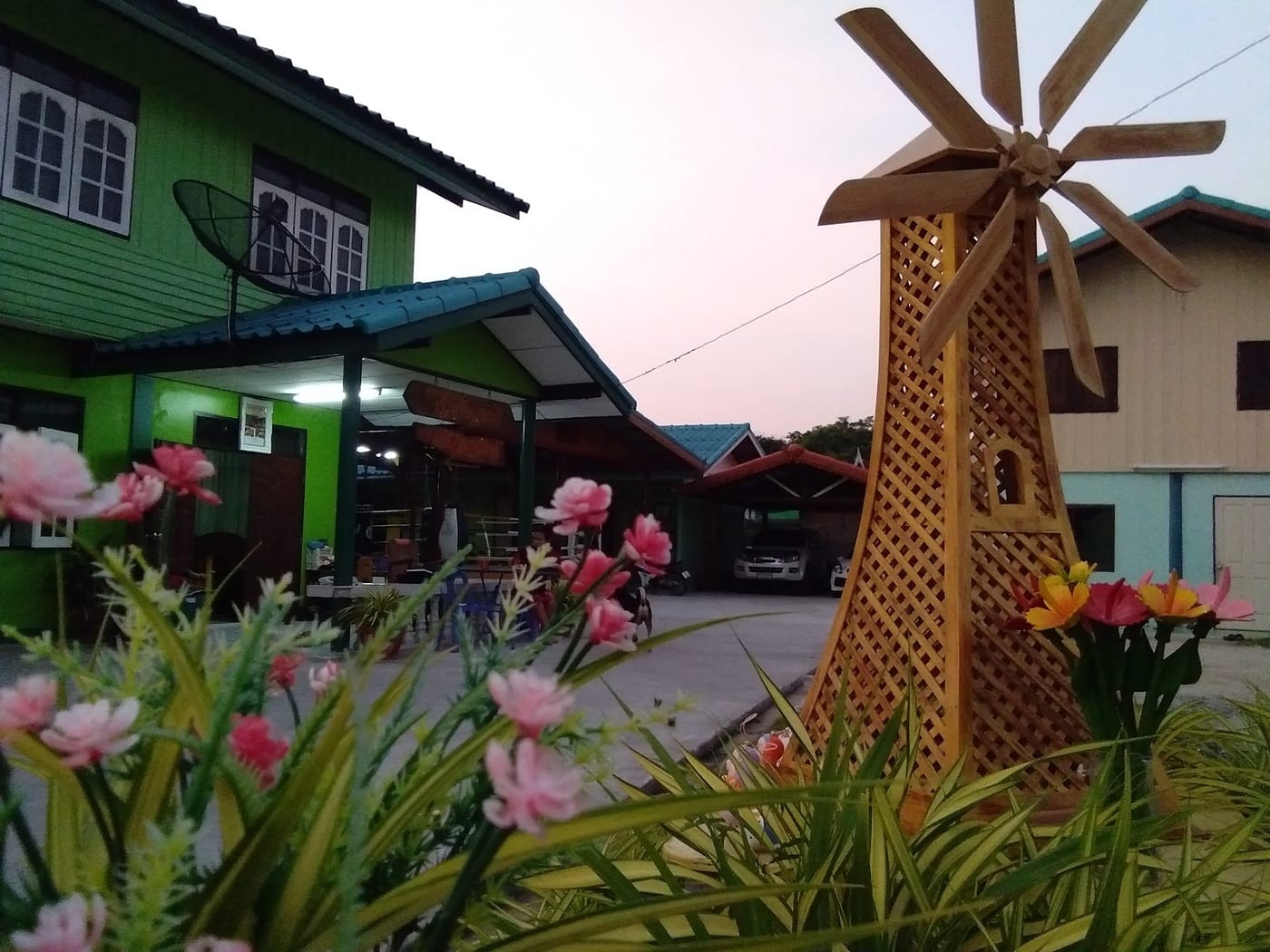 Photograph of ส.กิจรุ่งโรจน์